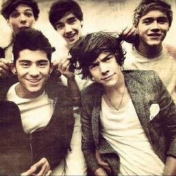 @OneDirection is my world, is my life, is my hart and  my idols @NiallOfficial @Real_Liam_Payne @ZaynMalik @Harry_Styles @Louis_Tomlinson ♥
