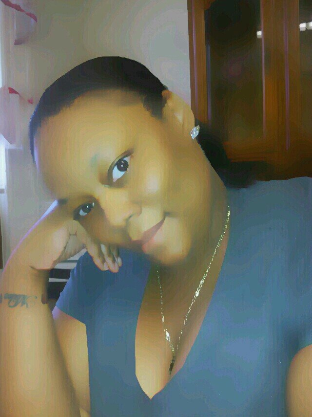 Easy 2 get along wit @ times.lol. Single parent and love it my lil man is my heart. My fam means the world 2 me. Anything else u wanna no feel free 2 ask.;)