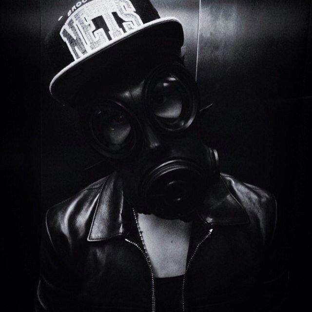 Everyone needs a little privacy in their life ♛