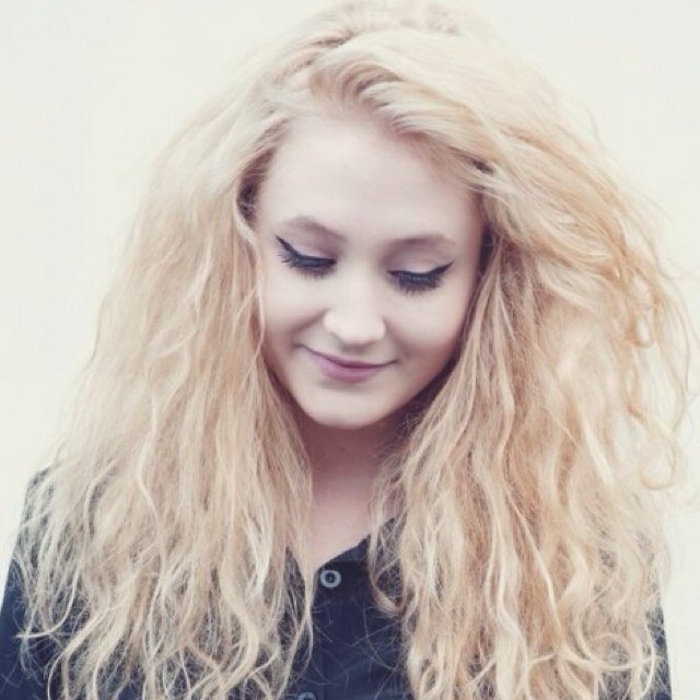 Janet_Devlin_FR Profile Picture
