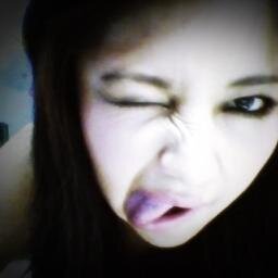 Tierna, sencilla, amigable, loca... Simplemente YO! C: