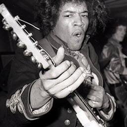 Web Services Manager / Principle Developer @umassboston
Software Support  @Solspace
Guitarist,  Lover of Fastpitch Softball