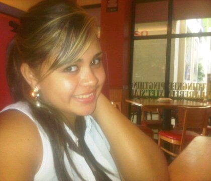 I ♥ a Dios por sobre todas las cosas, a mi familia y amigos, soy sencilla amigable y simpatica, amo a mi madre y a mi novio..!! Y soy feliZz..!!3*•*