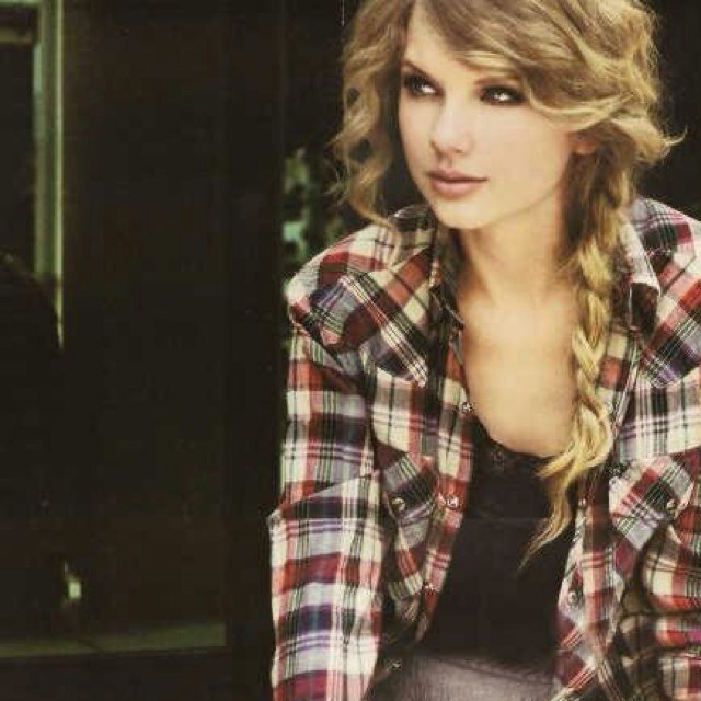 Taylor || 23 || amo robs piu di me stessa ❤ selena è la mia migliore amica ||cher è la mia sistah