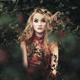 18. Soy una irlandesa tierna, le tengo miedo a las maripositas :c & amo a mis Devlinators http://t.co/OY0xOYJnZ1