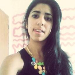 Eu troco meu destino pra viver o seu Eu troco minha cama pra dormir na sua Eu troco mil estrelas pra te dar a lua E tudo que você quiser... (88