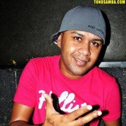Membro da Igreja Batista Getesêmani, um homem honesto e sincero acima de tudo.
Toda Honra e toda a Glória sempre será dada a Deus! #amém
