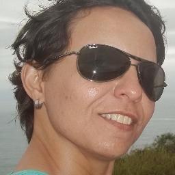 Prefiro ser do que ter, eis a minha questão! Amo a música, as pessoas, a natureza e os animais, tudo junto e misturado, com bom humor e fé pra seguir em paz!