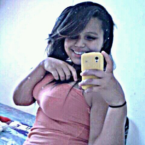 Holaa:) kik: Angiienelys.Instagram: Angienelys24