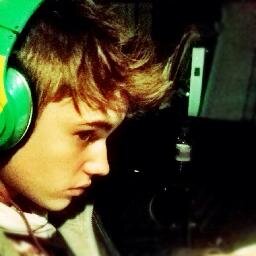 Tє Amσ @justinbieber I Lσvє yσu !! Tє Amσσσσ  ♥#BELIEBER ! ☺♥. #SWAG #BELIEVE ☺