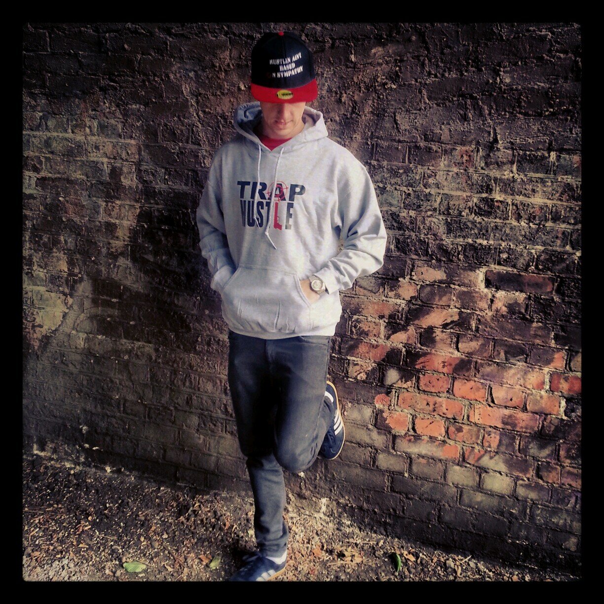 NEW LONDON URBAN STREETWEAR CLOTHING COMING SOON!
 FACEBOOK C.E.O. :  MATTHEW SITUATION OLIVE
INSTAGRAM:HABOS_LONDON  AND ALSO  SITCH20