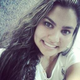 É o teu rastro de luz que eu estou seguindo e vejo tuas respostas em cada detalhe, Senhor. (8'