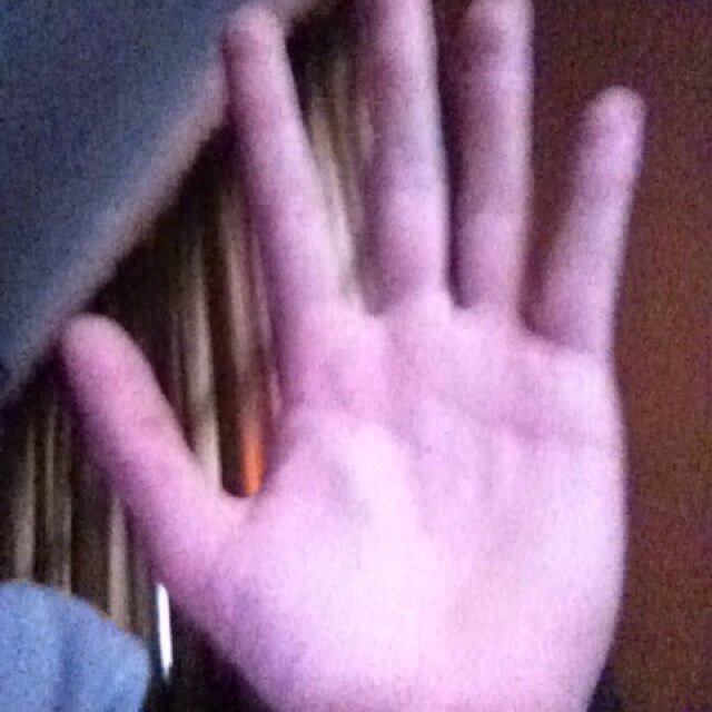 Mammothhand1243 YouTuber trying to be a man with big hands