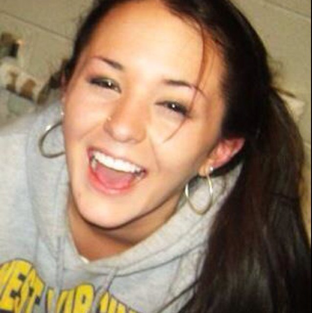 Linzz7894's profile picture. 