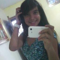 «Mis ídolos me enseñan a vivir la vida, a sonreír hasta en los peores momentos y a luchar por mis sueños» 

ONE DIRECTION∞♥