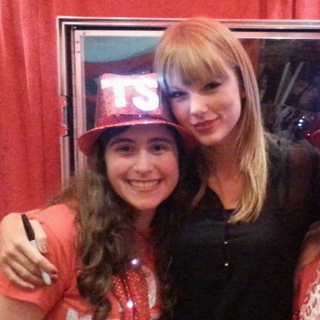 09/13/2013 BEST NIGHT OF MY LIFE @TAYLORSWIFT13 I WAS ENCHANTED TO MEET YOU | Since: 02/09/2010