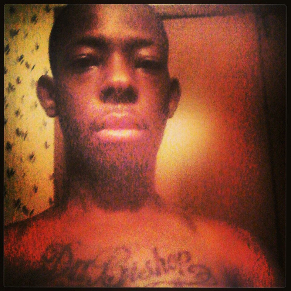 laided back n smart n fun to hang with n not bout drama or being around it or around fake friend