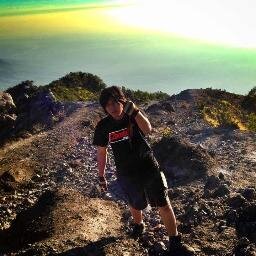 levi_Racun's profile picture. Setengah gila = setengah waras.... gila = waras