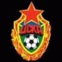 А мы раньше с подругой договаривались, когда в школу вместе в юбках пойдем...