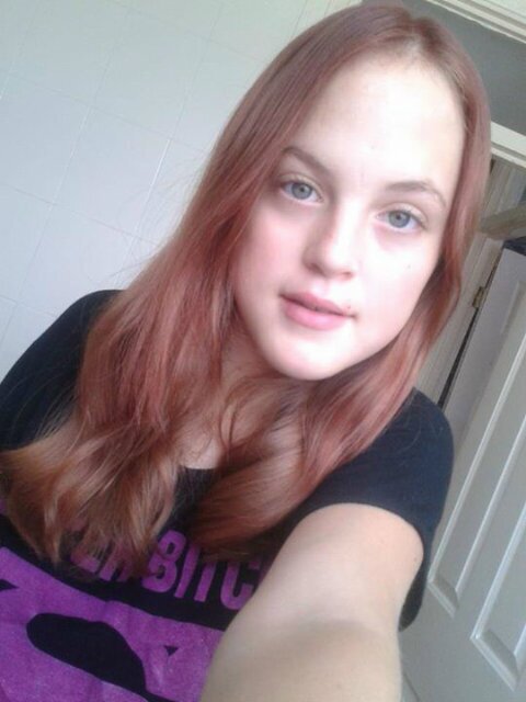 Hey I'm Hannah!
       -14years young
                    -i love @emmablackery @CherryWallis    @danisnotonfire + @LukeIsNotSexy