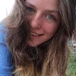 Vanessa. 16. Romania. Dreamer. Lover.
 If you (un)follow me, I'll (un)follow you back!