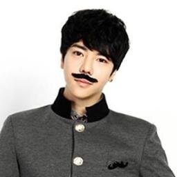 กูคุยไม่เก่ง เอาใจไม่เก่ง ดูแลก็พอได้ ปรึกษาก็ดี ชวนกูคุยมาเหอะ จะได้รู้นิสัยกูจริง..   #XIM