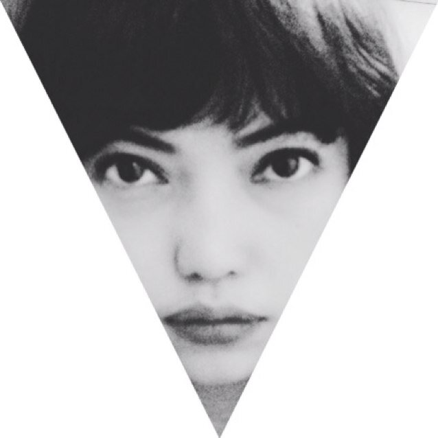 greyscale-based | regret starting smoking | cat always works to melted me | dreaming the anti-gravity experience