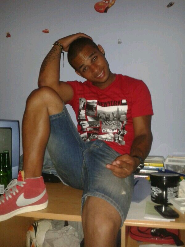Nf = altijd nfb. Love me waifey for ever