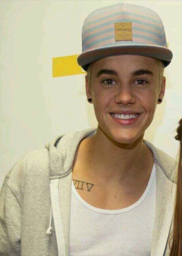 swaggerman_self's profile picture. live young wild and free cause you only live once