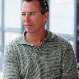 Simple 8 to 5 guy making a living
 Family first, fiscal conservative, intersectional curmudgeon.