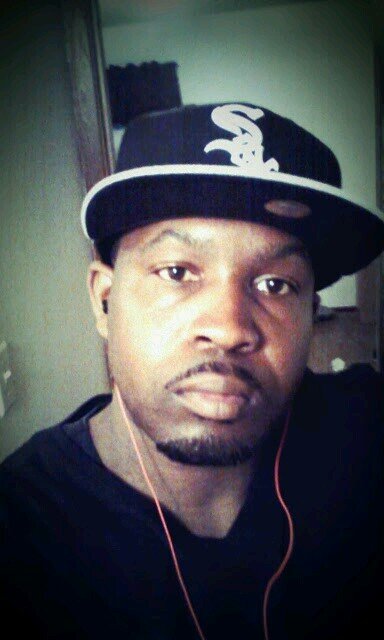 jd832002's profile picture. 