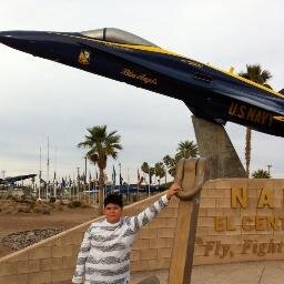 constuctor de autos , experto en cosina osea cheff voy a ser marine de grande  me gustan los videojuegs me gustan las mujerres y soy genial