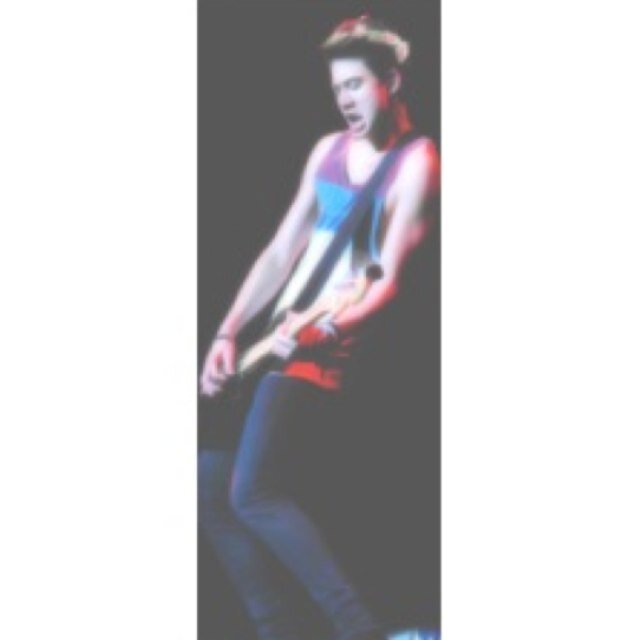 @jinglebellszayn