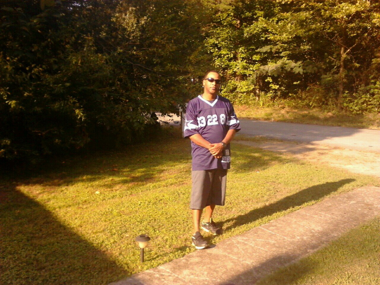 dee33261979's profile picture. 