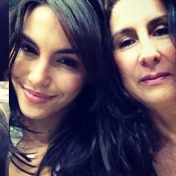 Orgulho daquela mulher de Porto Alegre, sabe? @Melfronckowiak, te amo!