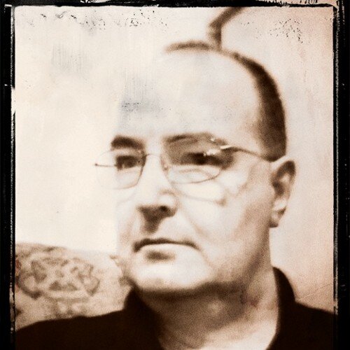 Parts Advisor for Bristol Street Motors Renault, Loves my Xbox, enjoys Photography.