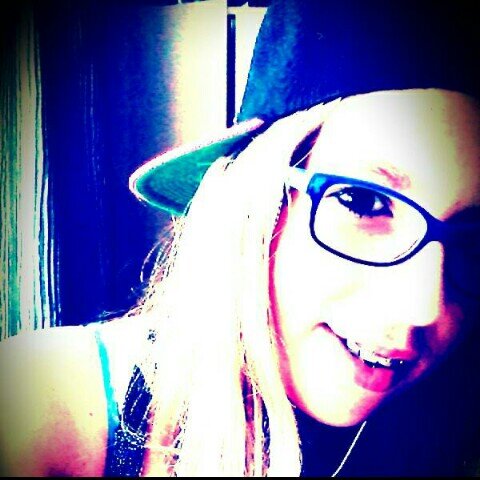 7C0DE40E voeg me toe #BBM       #MUZIEK #HEADHUNTERZ