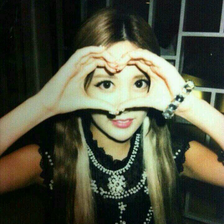 T-ARA 큐리
(@Qripretty) is real one.