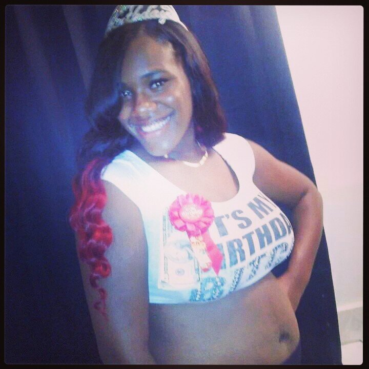 To kno me is to love me
Follow me & I'll follow back
