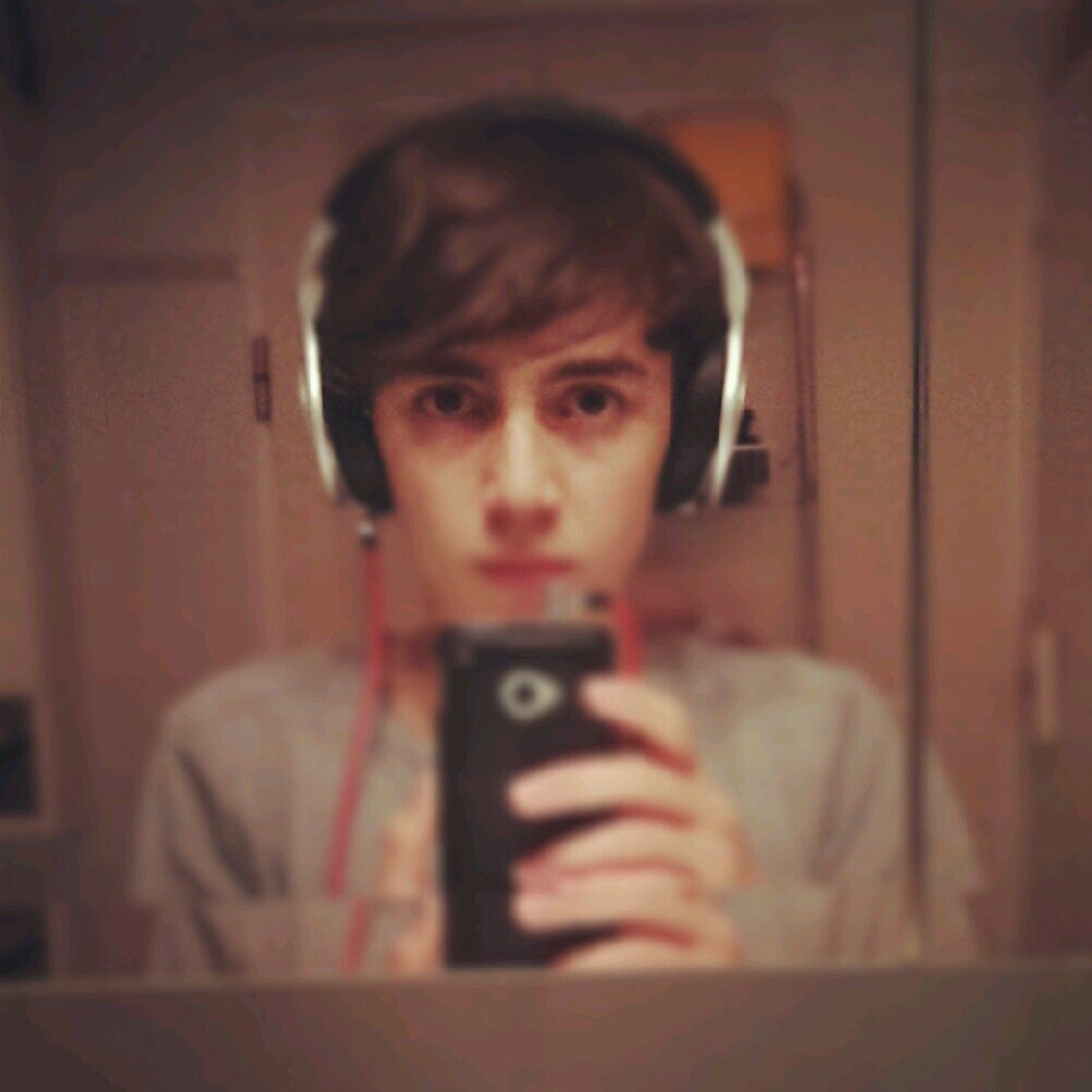 matze__95's profile picture.