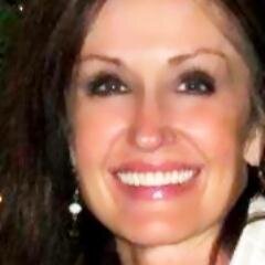 yvonnegbaker's profile picture. Toffee making TEXAN passionately working for KnollStudio, lover of family, friends, Crossfit, living in KC! https://t.co/NHotwiUbSA