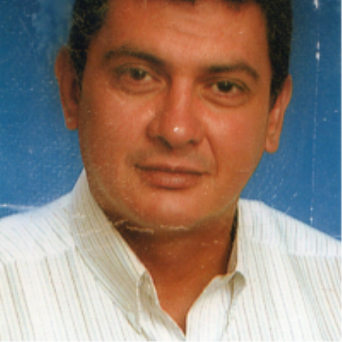 GERENTE DE MERCADEO DE LA CASA COLOMBIANA DEL SOFTWARE GBS. 
Administrador de Empresas, Técnico en sistemas. Militar en Uso de buen retiro. Lancero curso 169.