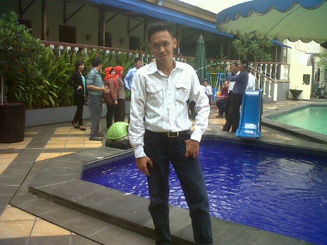 Andika_dwiarief's profile picture. Menyediakan Kendaraan: All new avanza,xenia,ertiga,apv arena,mercedes benz,alphard,jaguar,elf,bis pariwisata & Villa/Cottage   : 27042B7D Cp: 08999858007