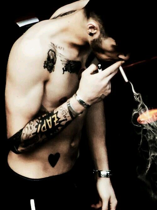 Single and kinda wanna stay that way. I just wanna fuck dammit. //bi //rp with @LiamWantsToFuck
