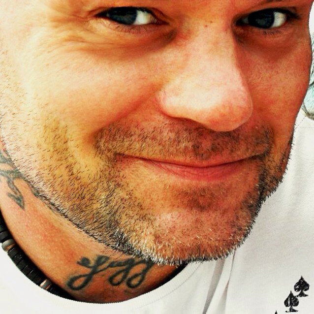 PLEASE GOTO OUR OTHER TWITTER ACC @BodyartzTat2z