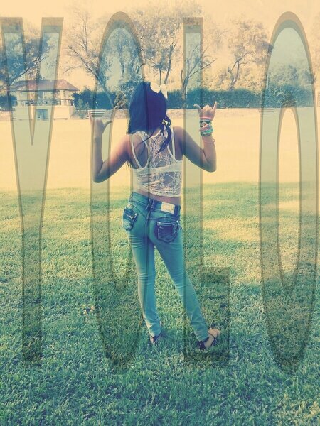 I'm BELIEBER and i'm also crazy about Justin Bieber :$