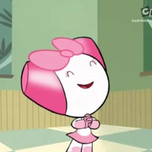 robotgirl= pretty cute robot ❤ i am so upset cuz she is only at 2 episodes.