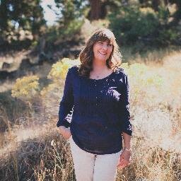 Welcome to our Twitter!  We are a mother/daughter team. We design and create handmade vintage-inspired crocheted & knitted headbands & cowls for ladies & teens