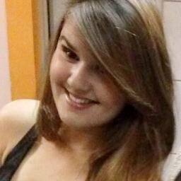 Com o tempo a vida faz crescer e aceitar
Que de repente tudo muda e troca de lugar
Não se entregue e não deixe a maré te levar
Só não deixe a maré te levar
