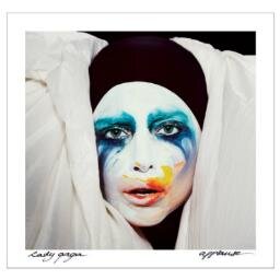 Little Monster waiting ARTPOP. Dono do @HausOfBrynne, e só venho pra cá se fizer alguma coisa em que no outro não possa fazer.